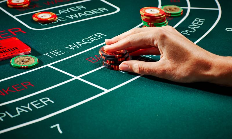 Sơ lược những tóm gọn chính về Baccarat 